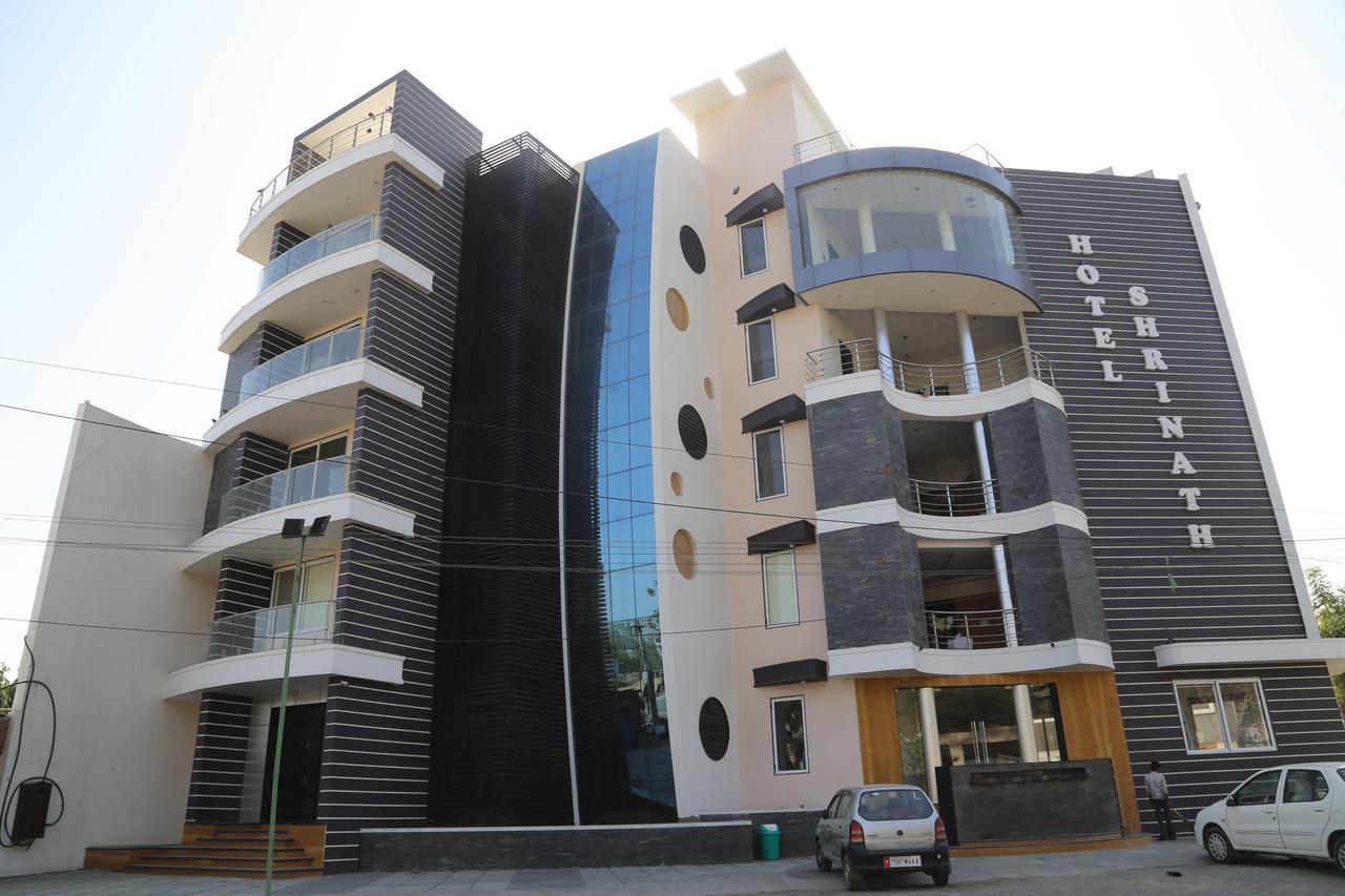 Hotel Shrinath Ābu Road Zewnętrze zdjęcie