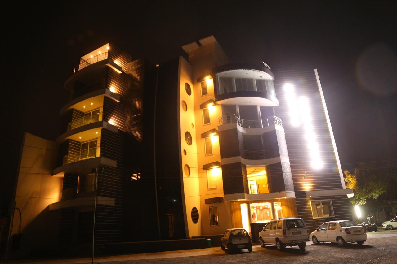 Hotel Shrinath Ābu Road Zewnętrze zdjęcie