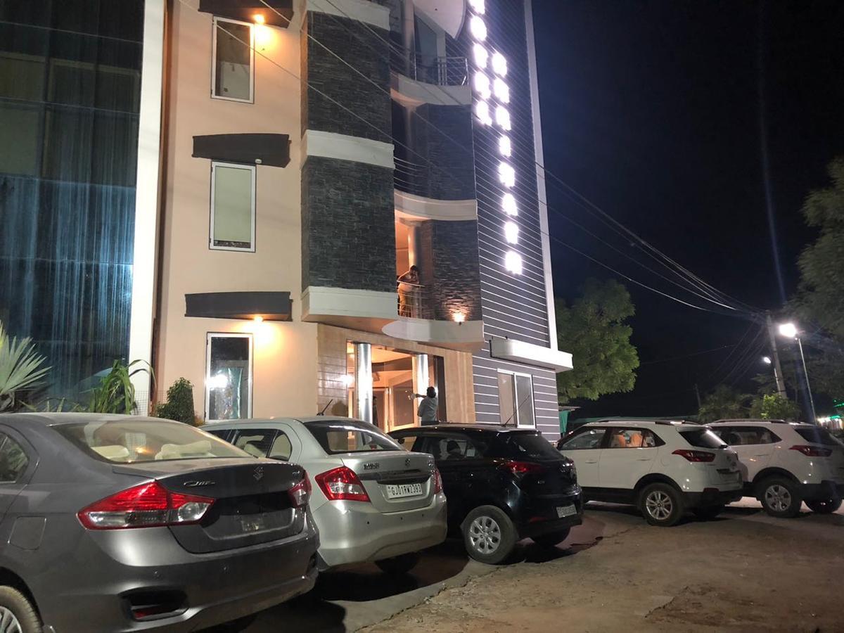 Hotel Shrinath Ābu Road Zewnętrze zdjęcie