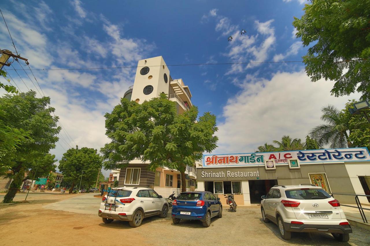 Hotel Shrinath Ābu Road Zewnętrze zdjęcie